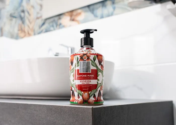 Volcano's - Mandorlo - The First Eco - Chic In Sicily